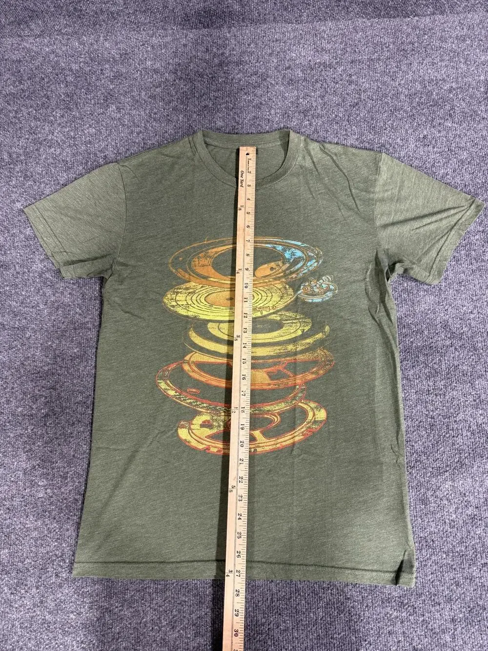 Oakley Shirt Mens Medium Green Stacked Logo Graphic T-Shirt Tee Regular Fit Top